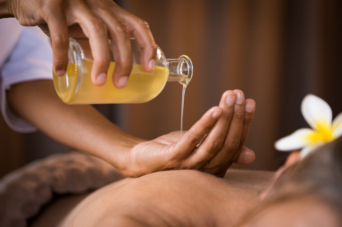 Ayurvedic Full Body Massage (Abhyanga)